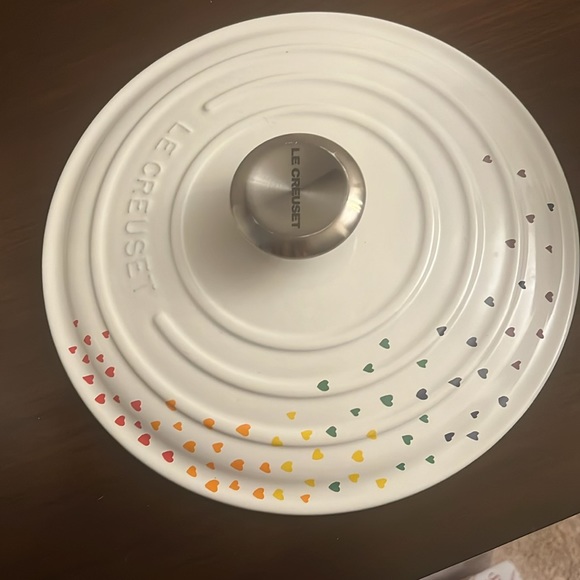 Le Creuset 4.5qt Pride Dutch Oven - Picture 7 of 8